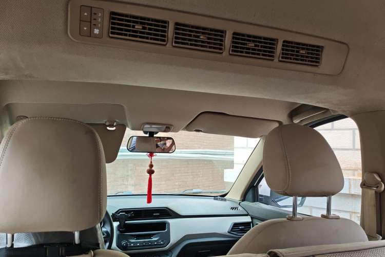 Used Wuling Hongguang 2019 1.5L S Standard Version China VI LAR
