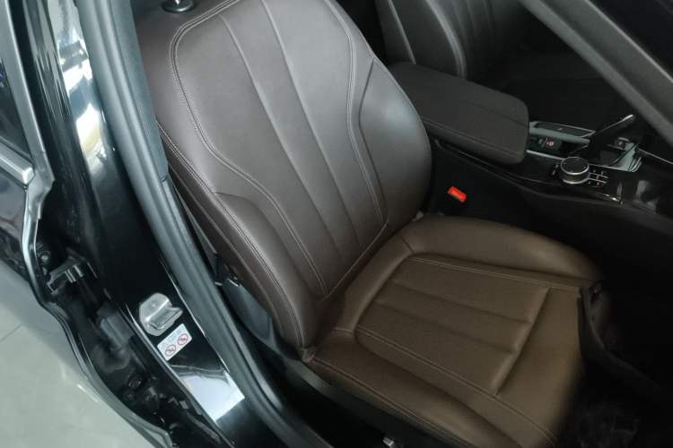 Used BMW 5 Series 2020 525Li M Sport Package
