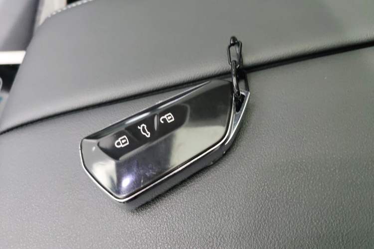 Used Volkswagen Teramont 2024 380TSI Four-Wheel Drive Longxiang Edition
