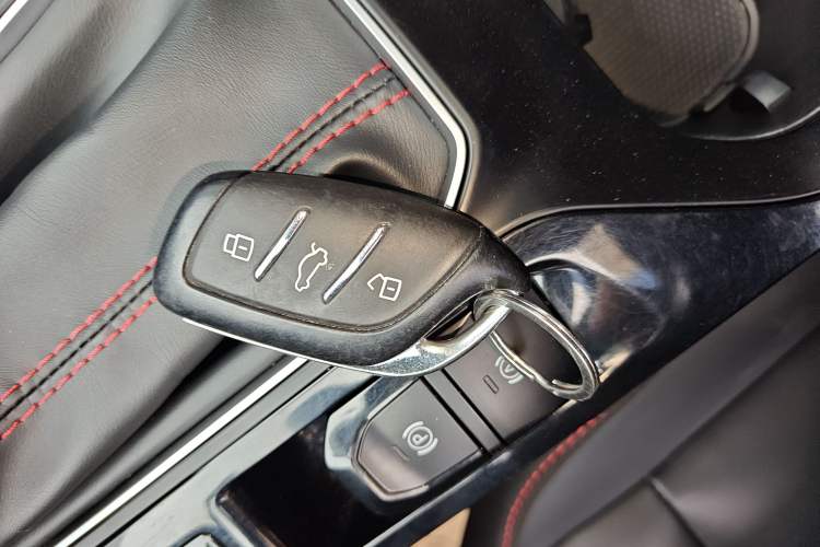 Used MG 5 2022 180 DVVT CVT Youth Luxury Edition
