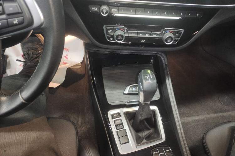 Used BMW 1 Series 2018 118i Design Package Edition
