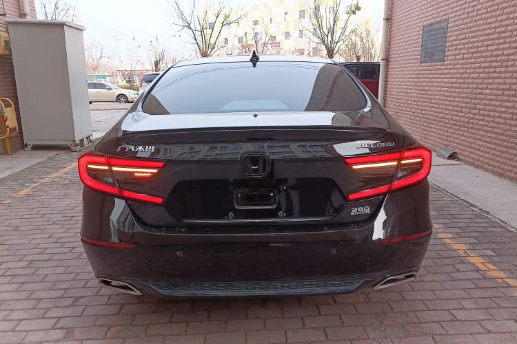 Used Honda Accord 2022 260TURBO Phantom Night · Prestige Edition
