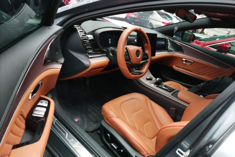 Used BYD Han 2022 DM-i 242km Flagship Model
