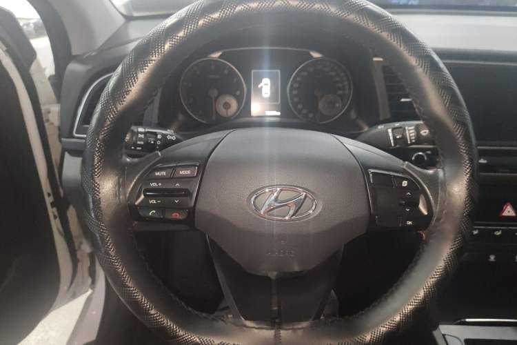 Used Hyundai Elantra 2018 1.4T Dual-Clutch Xuan Dong · Dynamic Edition
