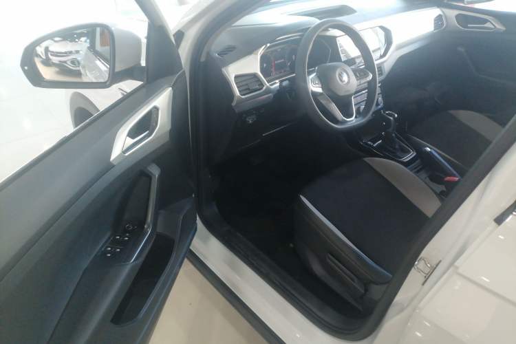 Used Volkswagen Tacqua 2023 200TSI DSG Joy-Connect Edition