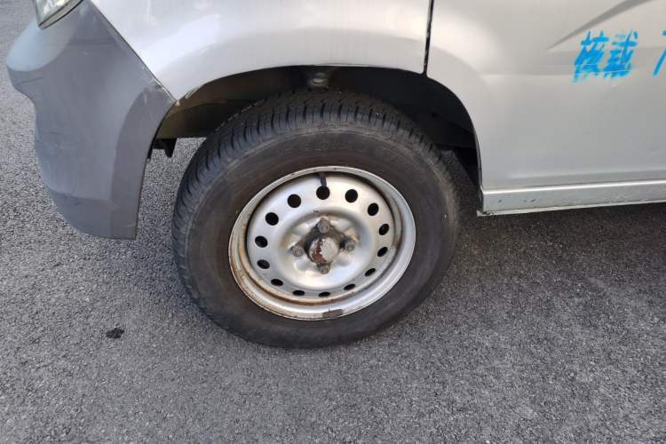 Used Wuling Zhiguang 2015 1.2L Practical LS-I Model