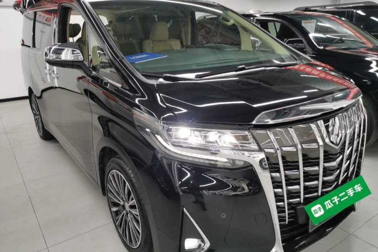 Used Toyota Alphard 2018 Revised Version 3.5L Premium Edition
