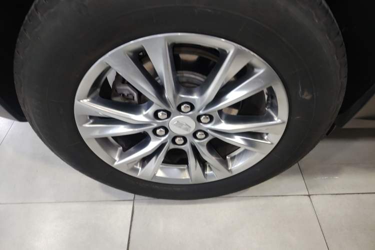 Used Cadillac XT5 2020 28T Luxury Version