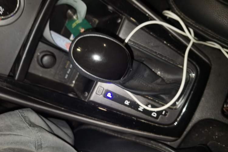 Used Hyundai Elantra 2013 1.6L Automatic Leading Model