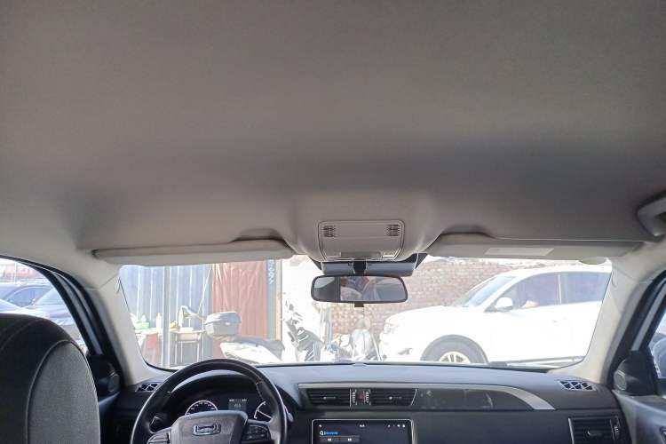 Used Qoros 5 2018 Revised Version 1.6T Automatic Leading Edition