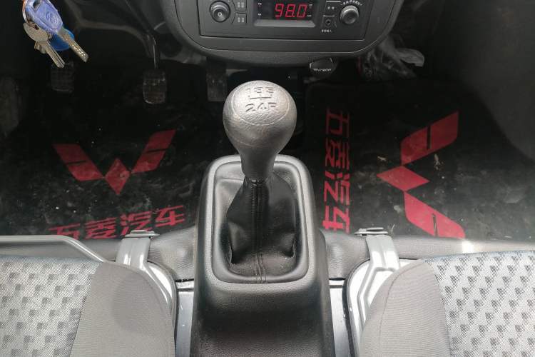 Used Wuling Zhiguang 2023 1.5L Practical Version 5/7 Seats