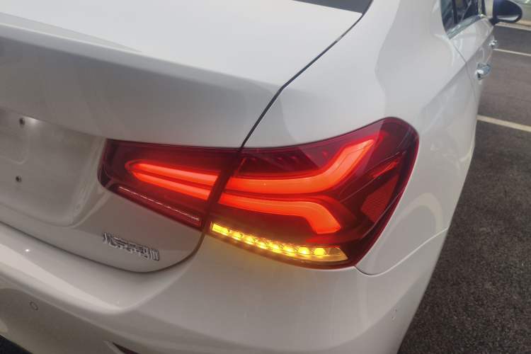 Used Mercedes-Benz A-Class 2022 Restyled A 200 L Sport Sedan Fashion Version
