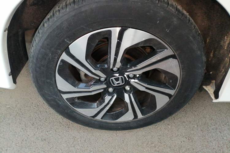 Used Honda Crider 2016 1.8L CVT Comfort Version
