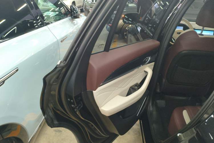 Used Geely Auto Monjaro L 2021 2.0TD DCT EVO Two-Wheel Drive Prestige Version
