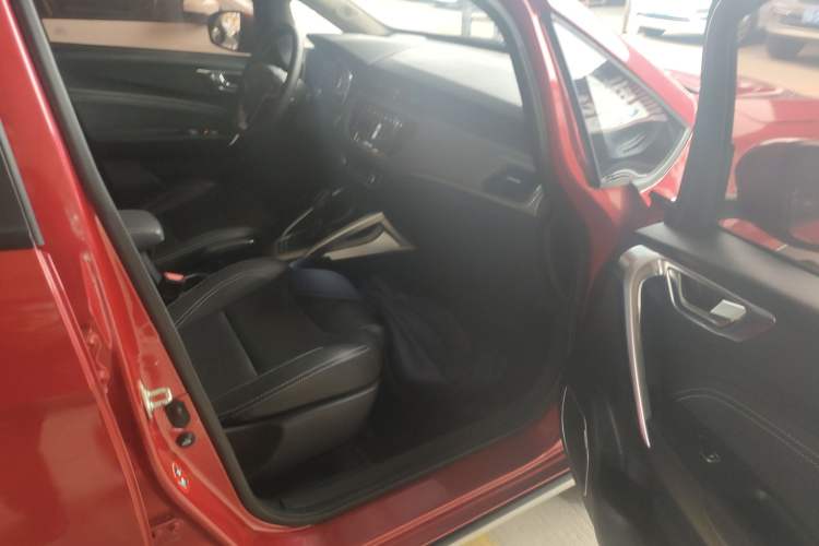 Used Geely Auto Vision X3 2017 1.5L Automatic Prestige Model
