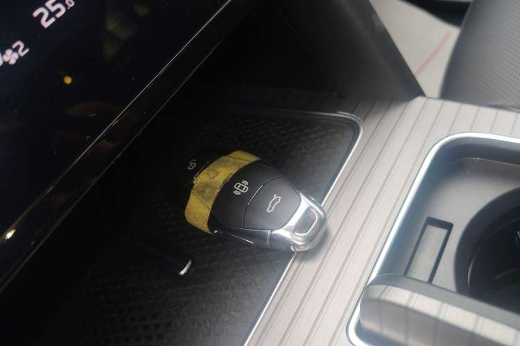 Used Hongqi HS7 PHEV 2024 2.0T PHEV Four-Wheel Drive Flagship Edition 6 Seats