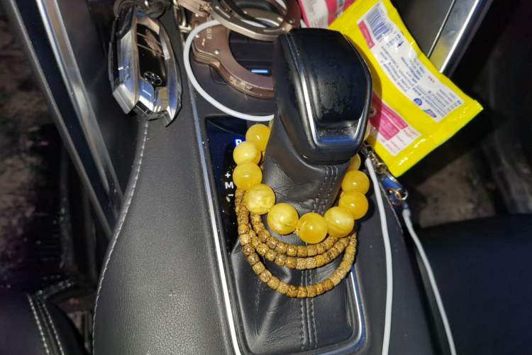 Used Toyota Harrier 2022 2.0L CVT Two-Wheel Drive Entry Version
