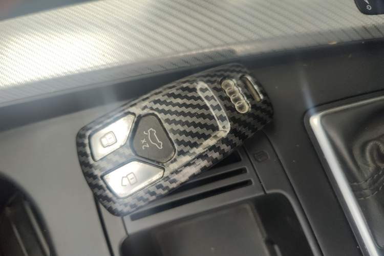 Used Audi A4L 2020 40 TFSI Fashionable and Elegant Model