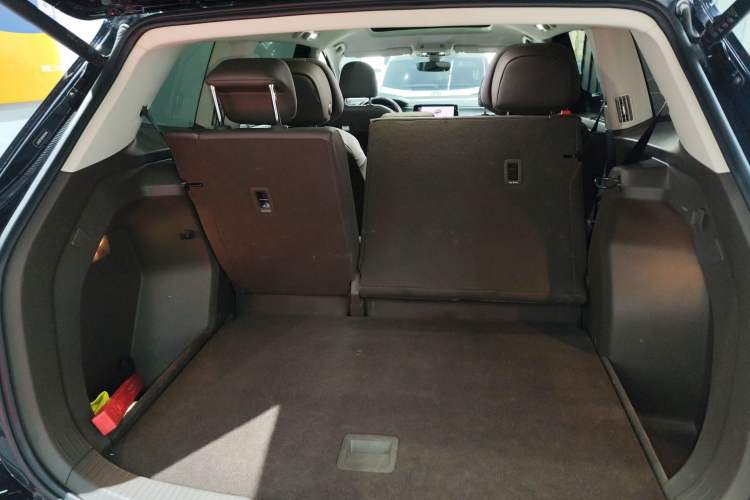 Used Volkswagen Viloran 2023 380TSI Prestige Edition
