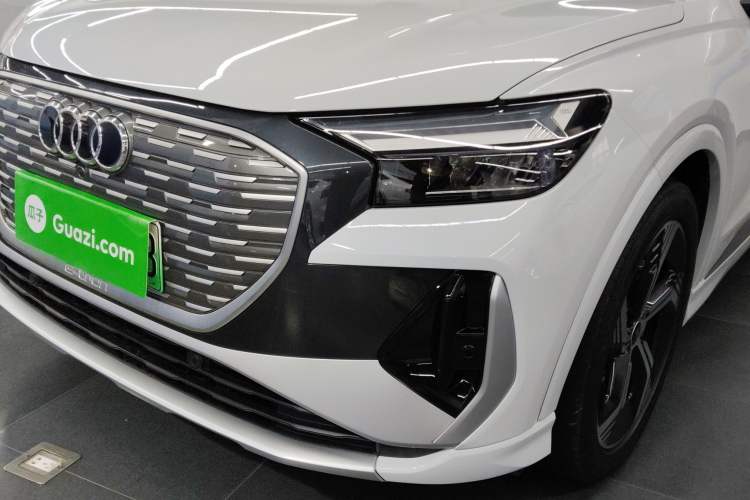 Used Audi Q4 e-tron 2022 50 e-tron quattro Visionary Edition