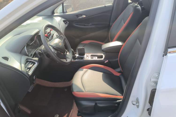 Used Chevrolet Cruze 2017 1.5L Automatic Pioneer Sunroof Edition