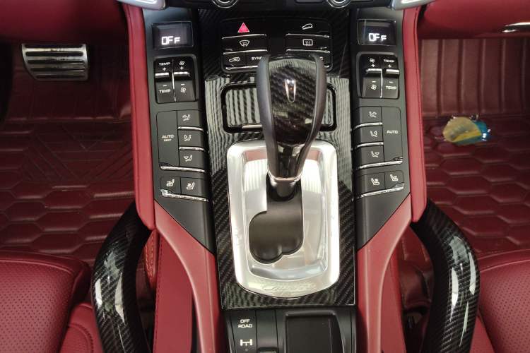 Used Porsche Cayenne 2015 3.6L automatic transmission U.S. specification
