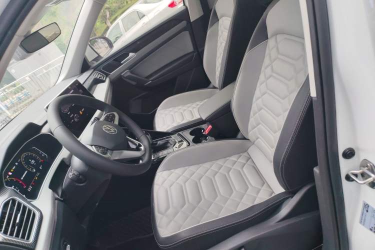 Used Volkswagen Tayron 2023 330TSI Two-Wheel-Drive Luxury Plus Advanced Version