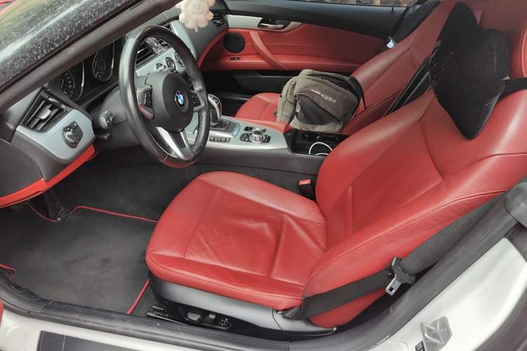 Used BMW Z4 2013 sDrive20i Leading Model
