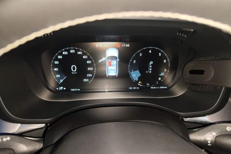 Used Volvo XC60 2019 T5 4x4 Zhiya Sport Edition China VI Standard