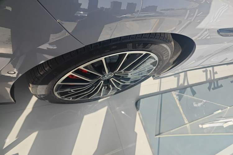 Used BYD Han 2025 EV with 701 km of Laser Radar-Enabled Intelligent Driving
