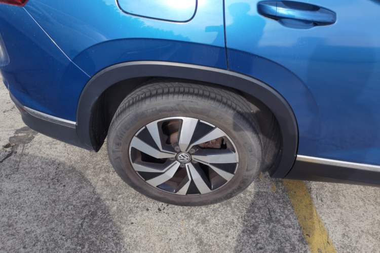 Used Volkswagen Tayron 2019 330TSI Two-Wheel Drive Luxury Model China VI Standard