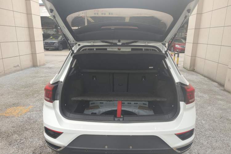 Used Volkswagen T-ROC 2019 230TSI DSG Two-Wheel-Drive Advanced Version China VI Standard