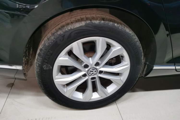 Used Volkswagen Magotan 2019 330TSI DSG Luxury Model China V Standard
