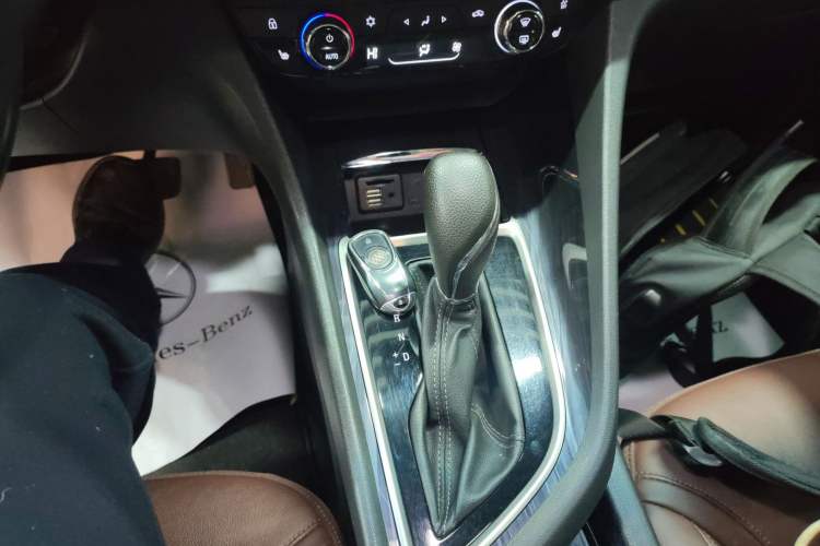 Used Buick GL6 2019 18T 6-Seater Connected Luxury Version China VI Standard