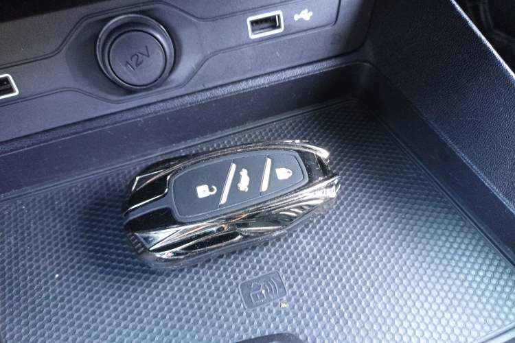 Used MG 5 2021 300TGI DCT Elegant Luxury Edition