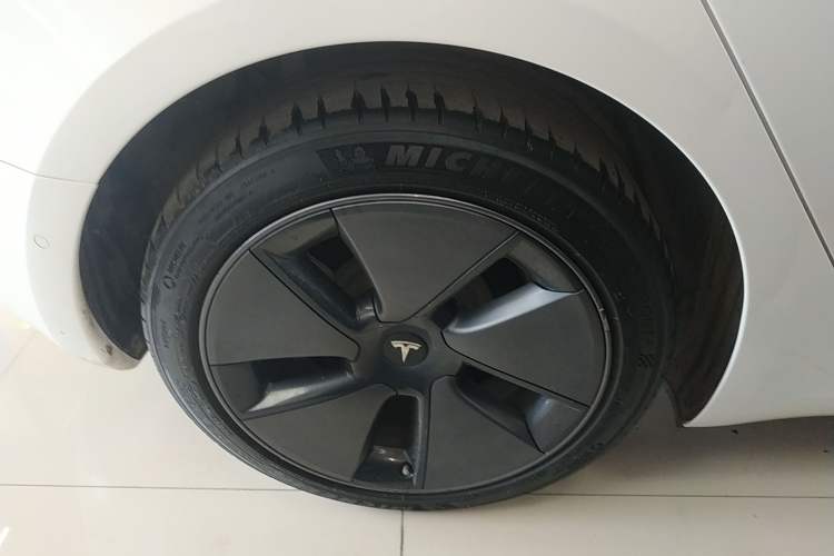Used Tesla Model 3 2022 Rear-Wheel-Drive Version
