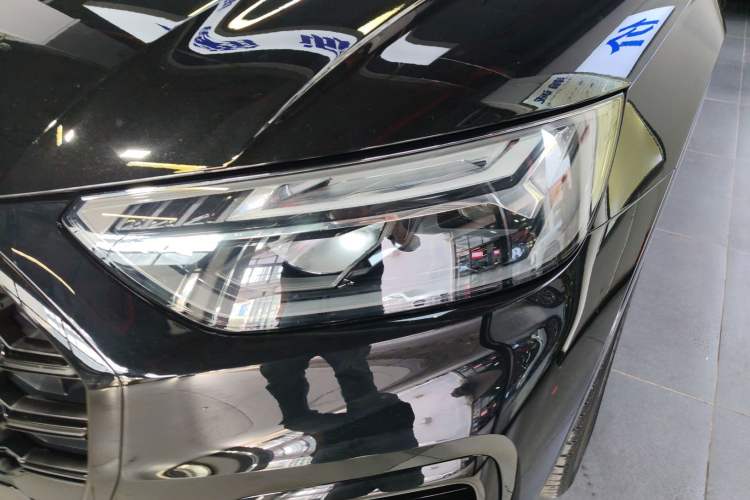 Used Audi Q5L 2023 40T Luxury Dynamic Model
