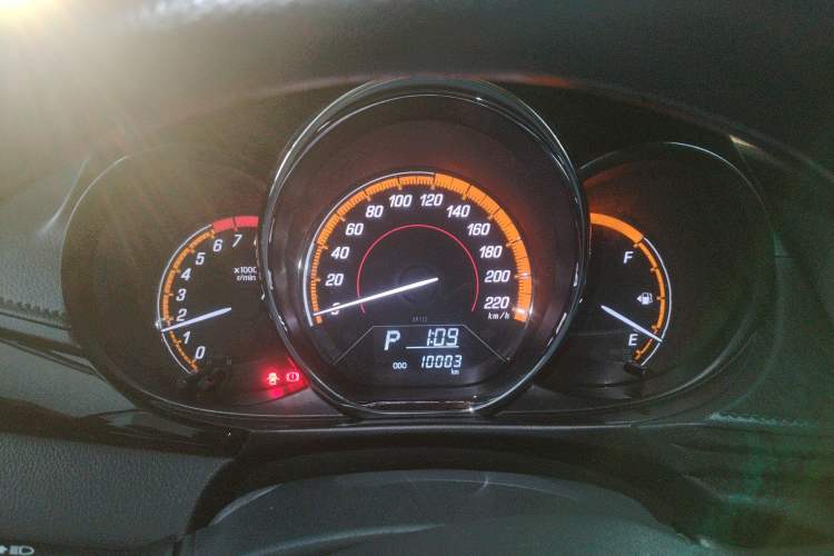 Used Toyota YARiS L 2022 X-Trail 1.5L CVT Luxury PLUS Edition
