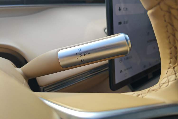 Used Hima Luxeed R7 2024 All-Electric 736 km Ultra
