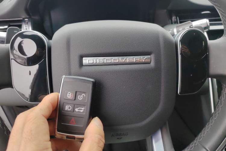 Used Land Rover Discovery Sport 2020 249 PS R-Dynamic Performance Edition