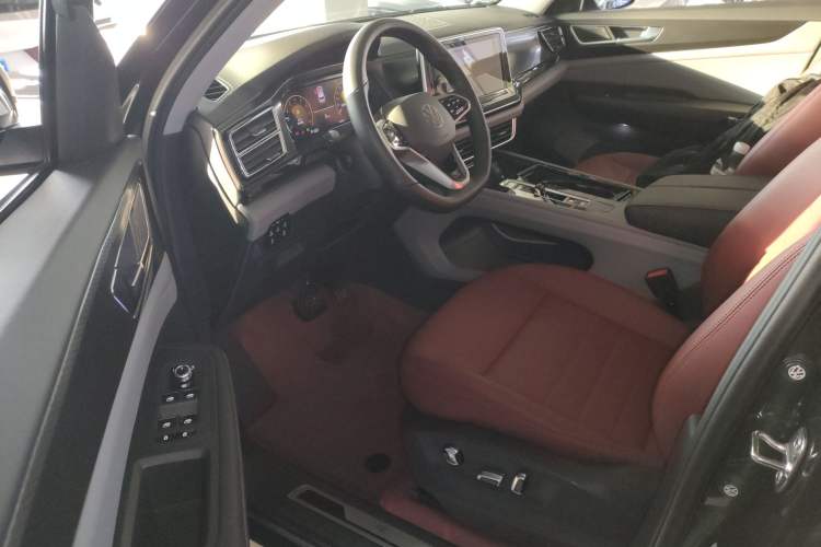 Used Volkswagen Teramont X 2022 330TSI Two-Wheel-Drive Luxury Edition
