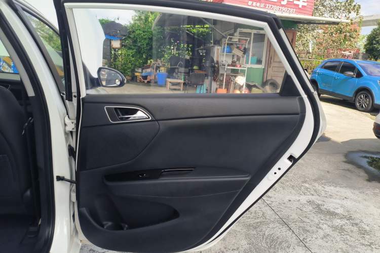 Used Hyundai Mistra 2014 1.8L Automatic Smart GLS
