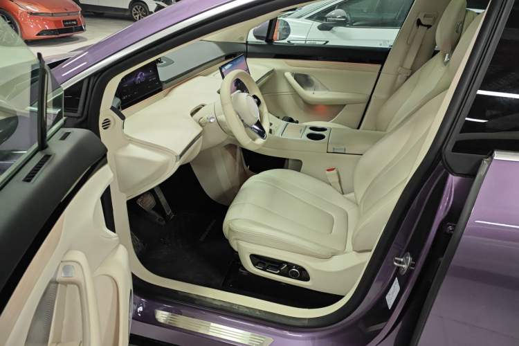 Used Hima Luxeed R7 2025 Range-Extended Version 251 km Max