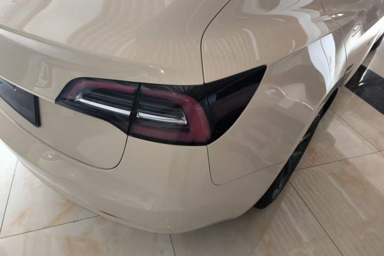 Used Tesla Model 3 2022 Rear-Wheel-Drive Version
