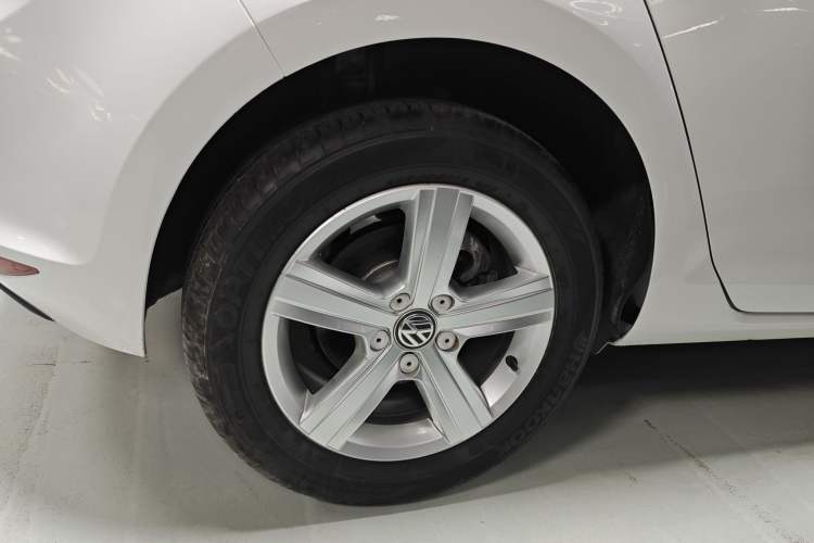 Used Volkswagen Golf 2017 230TSI Automatic Comfort Edition – Celebrating Milestone of One Million Units
