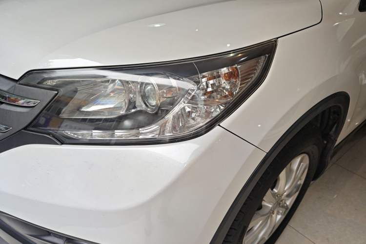 Used Honda CR-V 2013 2.0L Two-Wheel-Drive Classic Edition
