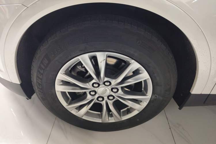 Used Cadillac XT5 2021 28T Luxury Version