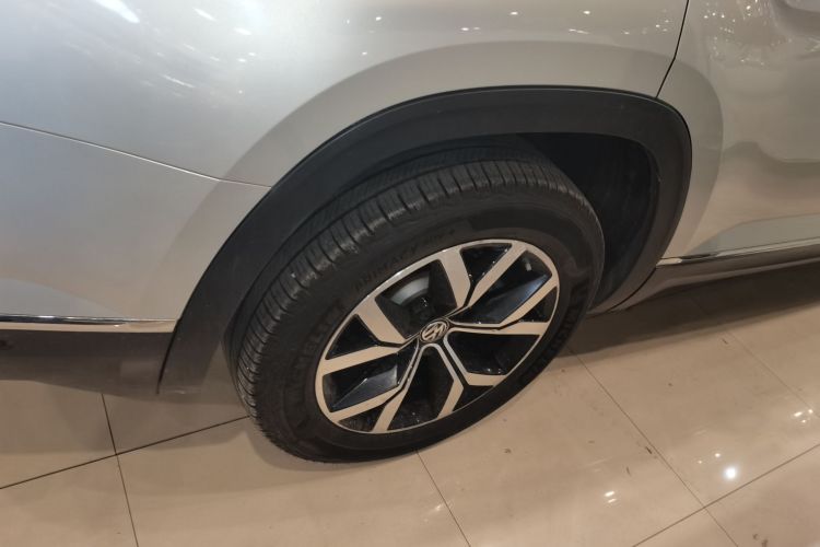 Used Volkswagen Teramont 2019 330TSI Two-Wheel-Drive Luxury Edition China VI Standard
