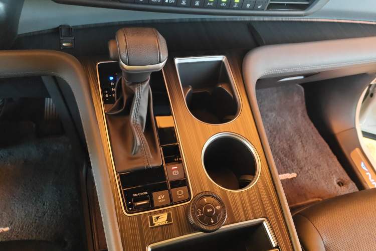 Used Toyota Sienna 2021 2.5L Hybrid Ultimate Edition
