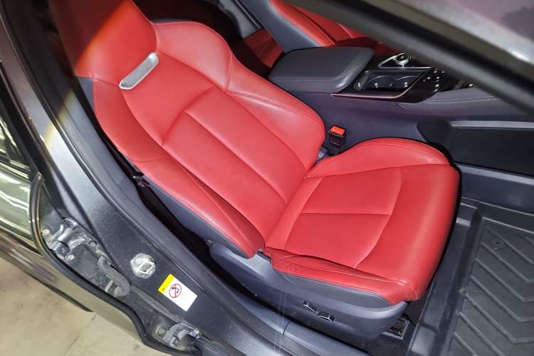 Used Changan UNI-T 2020 1.5T Flagship Version
